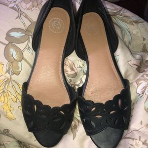 FREE WITH BUNDLE Black Flats